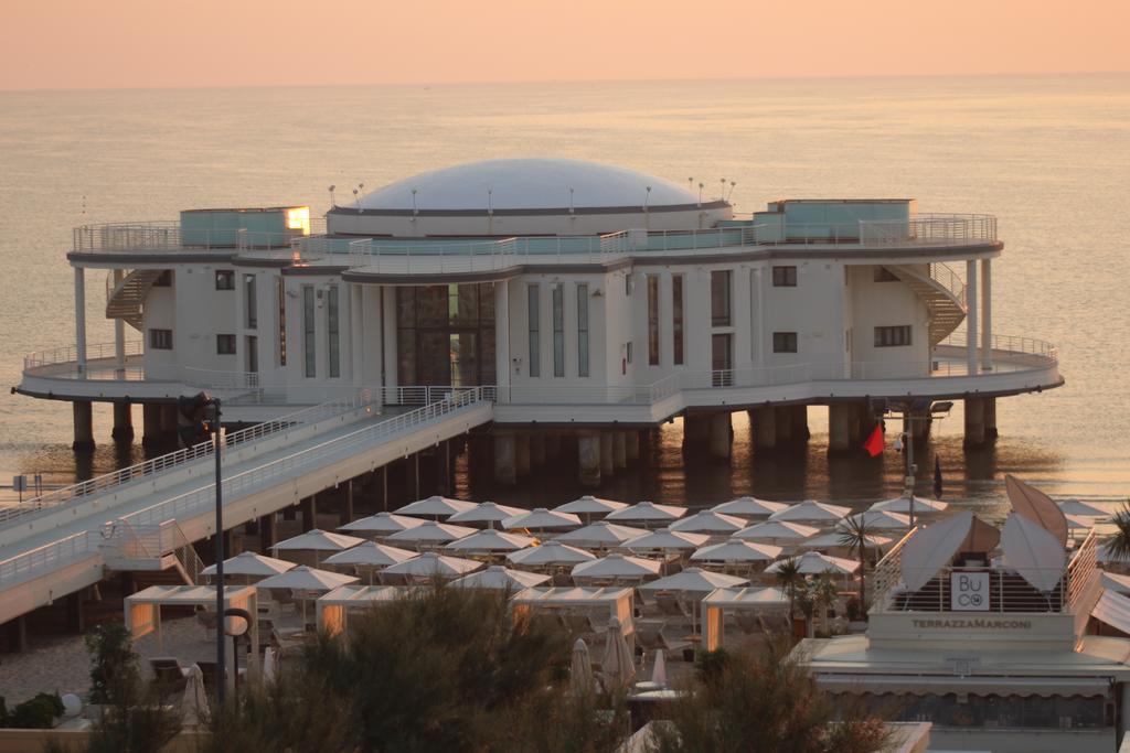 Hotel Cristallo Senigallia Luaran gambar