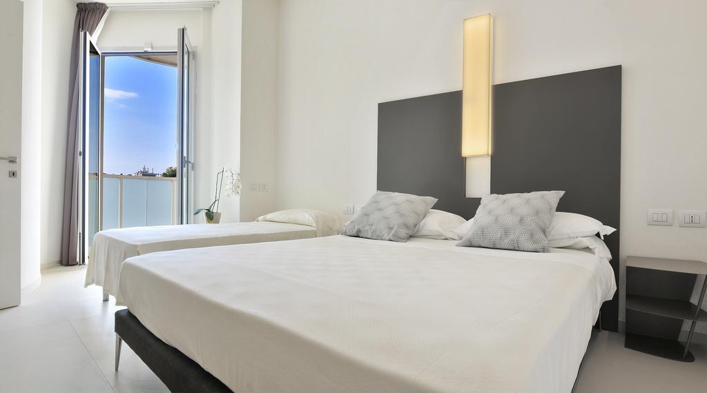 Hotel Cristallo Senigallia Bilik gambar