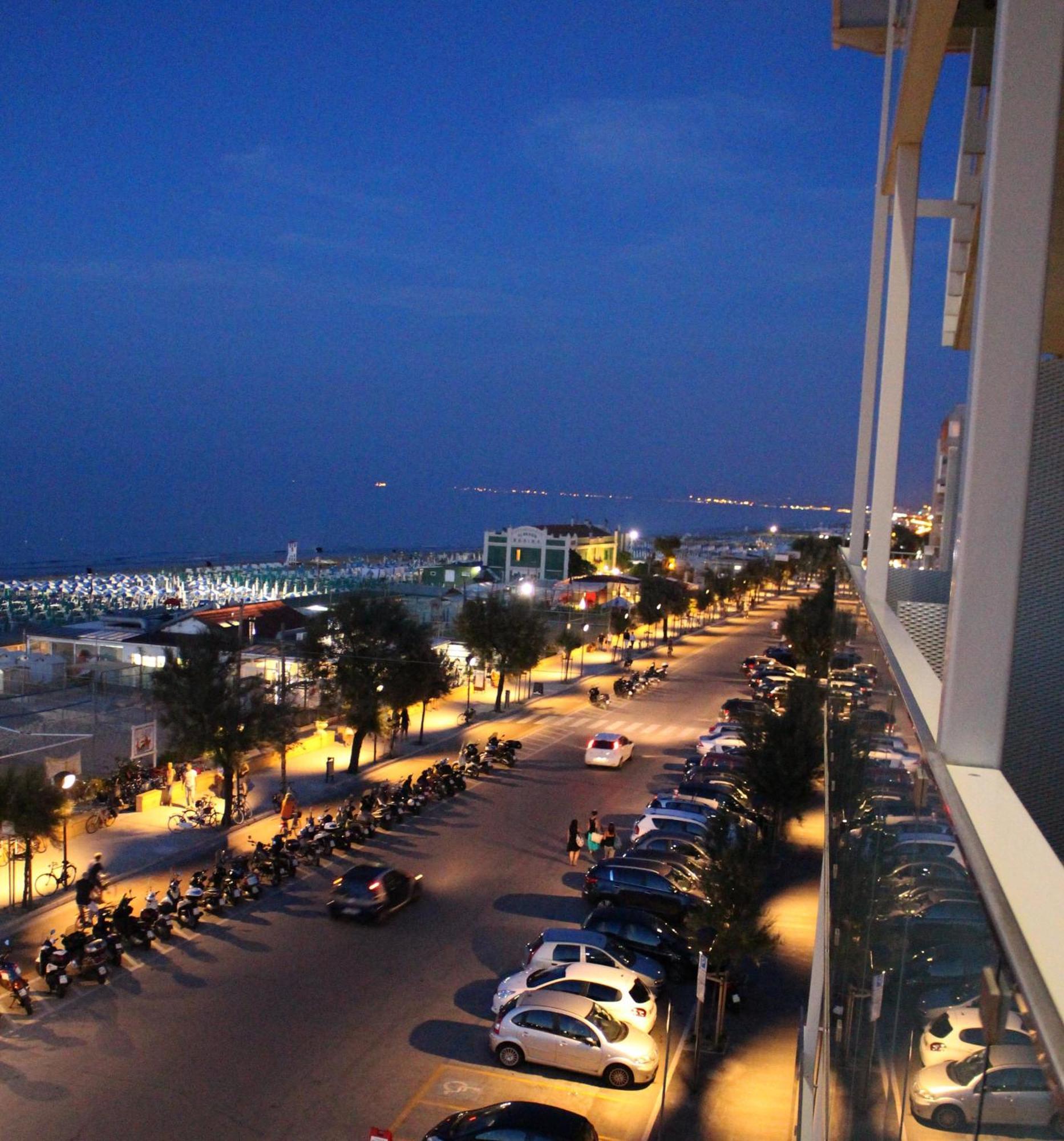 Hotel Cristallo Senigallia Bilik gambar
